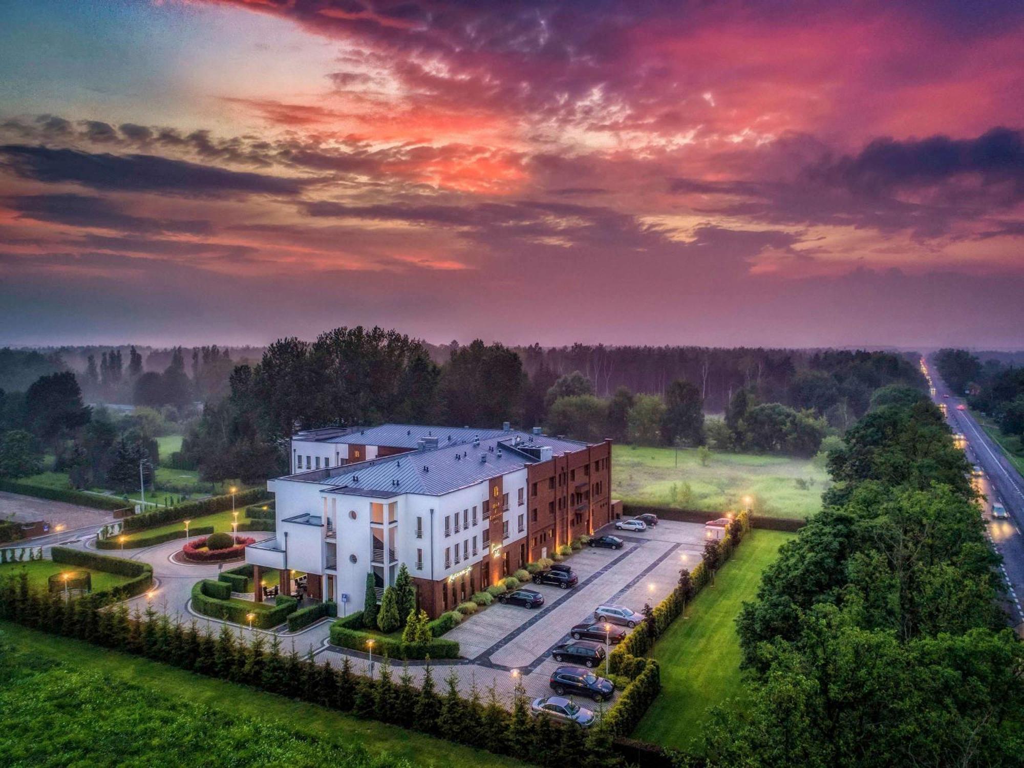 Mercure Wiazowna Brant ภายนอก รูปภาพ